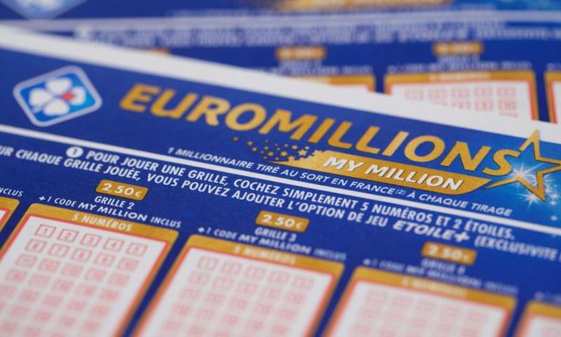 The maximum Euromillions jackpot of 190 million euros was secured by a ticket bought in Britain