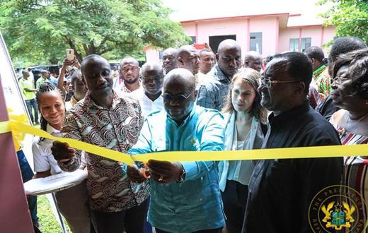 akufo-addo-commissioning-the-college