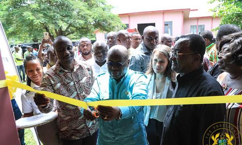 akufo-addo-commissioning-the-college