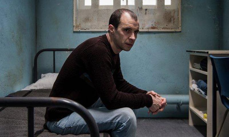 'Maze' review: A prison break and a confidence game