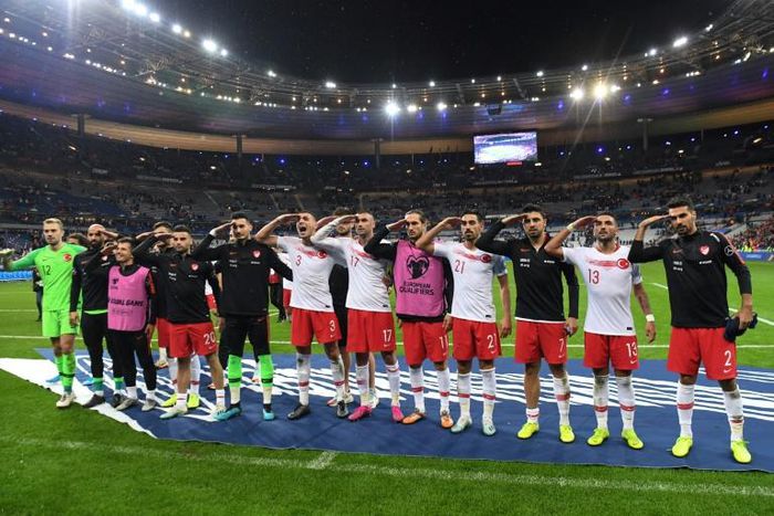 Turkish players saluted at the end of their draw against France at the Stade de France.