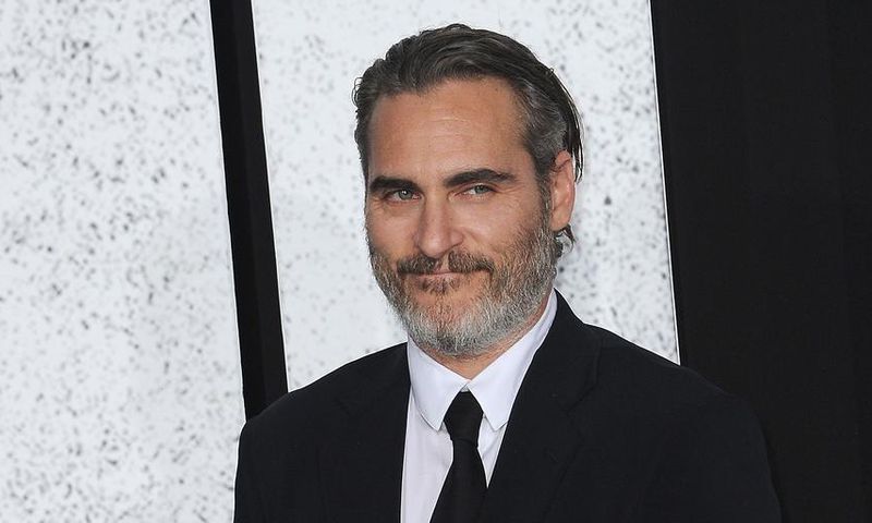 Joaquin Phoenix Apologizes for 'Joker' Behavior