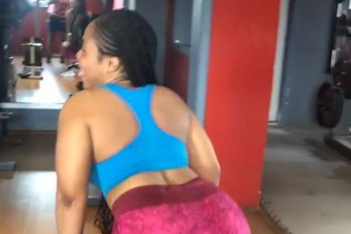Kisa Gbekle twerks inside a gym