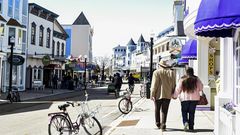 A Motorcade on Mackinac Island? Pence's Visit Breaks a Long Tradition