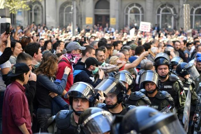 Riot police were on hand as protesters massed outside Serbia's presidential building ahead of a speech by the country's leader Aleksandar Vucic