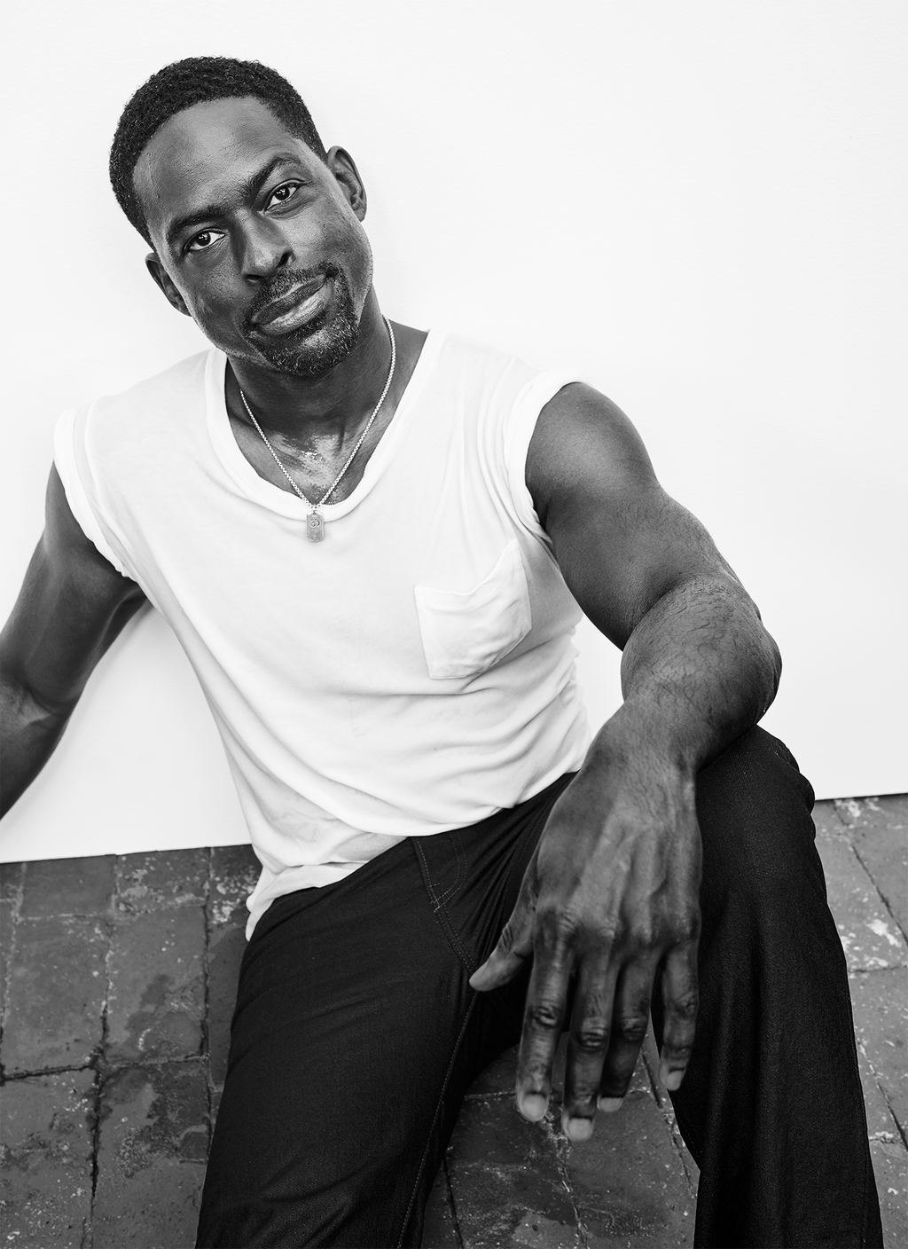 Get Sterlings Look: <a href="https://www.levi.com/US/en_US/clothing/men/shirts/1950s-sportswear-t-shirt/p/408500074" target="_blank" rel="nofollow">Levis Vintage Clothing T-Shirt</a>, <a href="https://www.levi.com/US/...