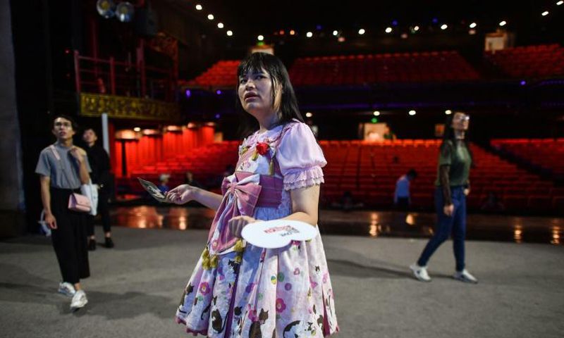 In China, where no official numbers of transgender people exist, there are few medical facilities that offer gender reassignment surgery and little professional information on hormone treatment, forcing people to turn to the black market or online
