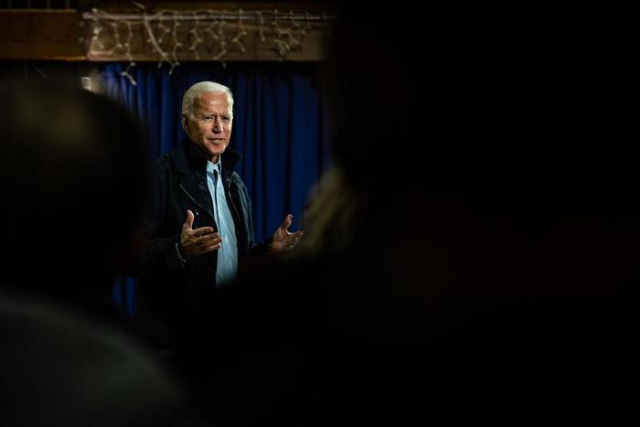 Biden Attacks Warren as a 'Condescending' Elitist