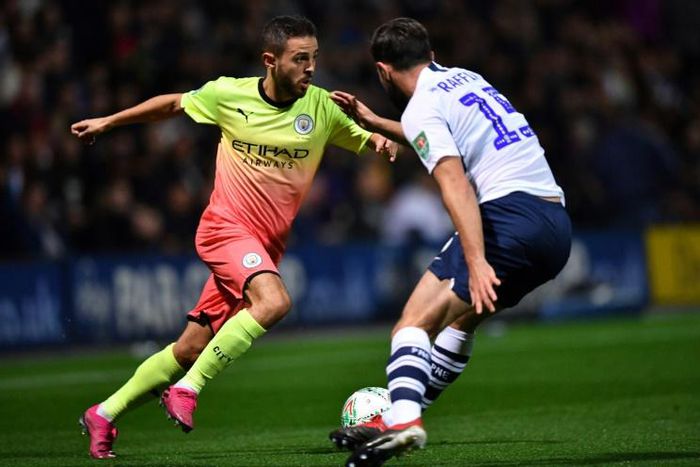 Pep Guardiola has defended Manchester City midfielder Bernardo Silva