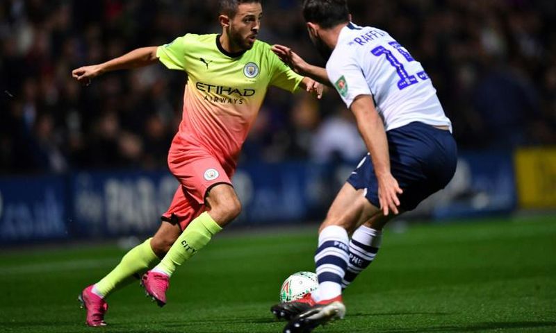 Pep Guardiola has defended Manchester City midfielder Bernardo Silva
