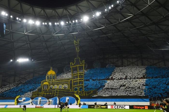 Marseille supporters created an image of a well-known city landmark, the Notre-Dame-de-la-Garde Basilica, before beating Lyon