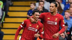 Liverpool's Trent Alexander-Arnold (L) opened the scoring with a rocket at Chelsea
