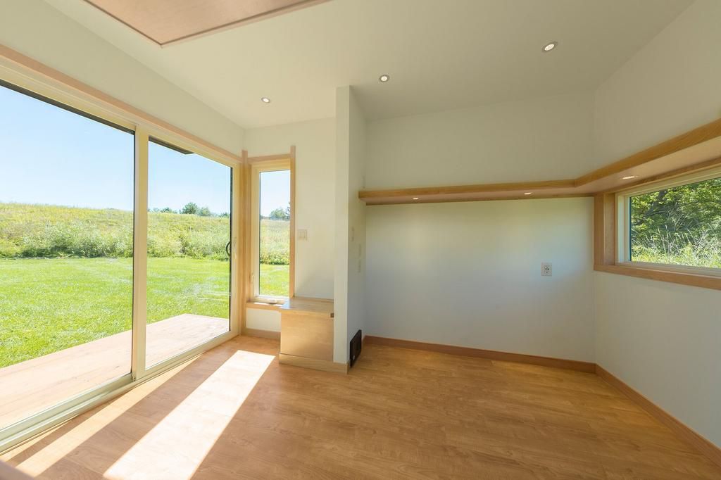 Upgrade Your Man Cave With This Cool Tiny Studio