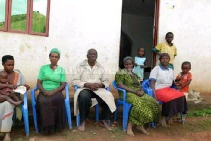 94-year-old father of 100 children marries 4 new wives, vows to add more