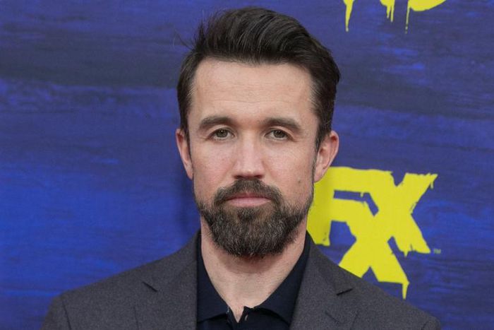 Always Sunny's Rob McElhenney on Making Mac Gay