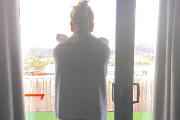 Chelsea Handler Just Posted A Butt Selfie