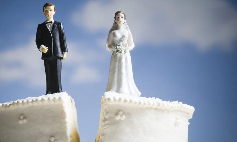 12 Signs You May Be Headed For Divorce