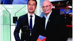 Kevin Ho, President of Handset Business, Huawei Consumer Business Group – left – and John Hoffman, CEO of GSMA