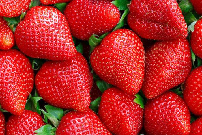 Dr. Pimple Popper Pops Strawberry Seed Blackheads