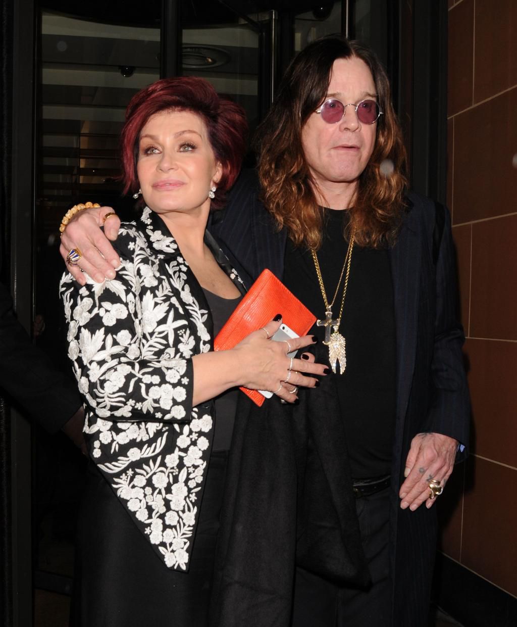 36 Celebs Who Stayed With Their Cheating Partners