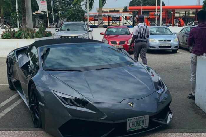 A screenshot of the photo of the car spotted in East Legon, Accra posted on Instagram. Photo credit: Crossifixio.clericuzio.
