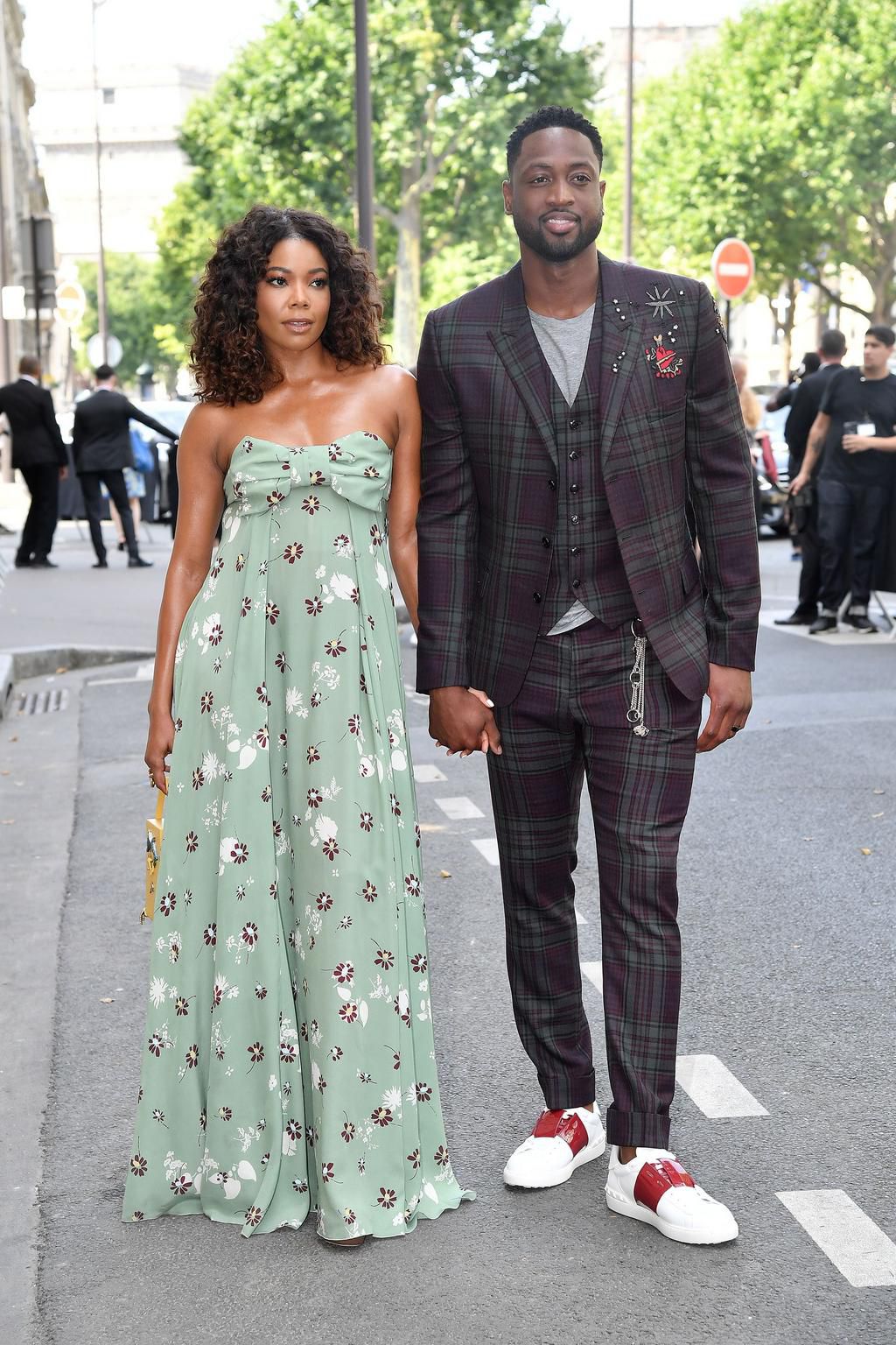36 Celebs Who Stayed With Their Cheating Partners