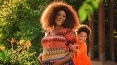 Pregnant Kafui Danku and her daughter