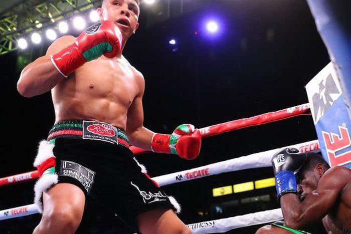 Jaime Munguia floors Patrick Allotey