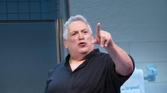 Review: Abzug and Fierstein, on the Same Ticket in 'Bella Bella'