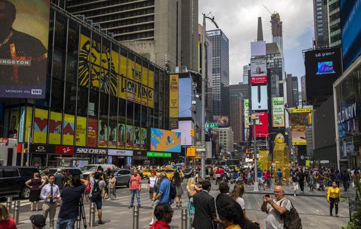 Man Trained by Hezbollah Scouted Times Square as Target, Prosecutors Say