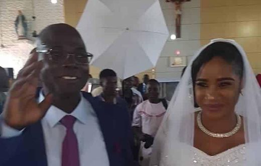 Photos from ex-catholic priest’s wedding show he’s relieved from 25 years of celibacy