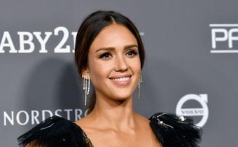 Jessica Alba Flexes With Denise Austin At A Party
