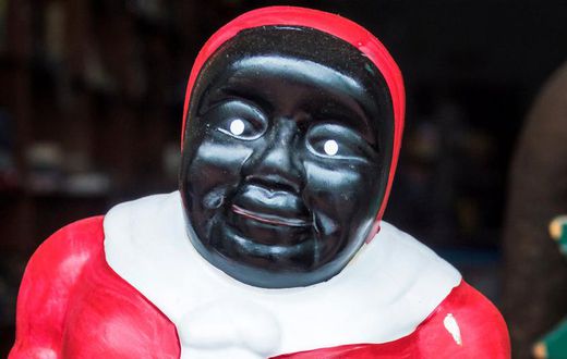 Mammy jars mock black people, why are they still collected?