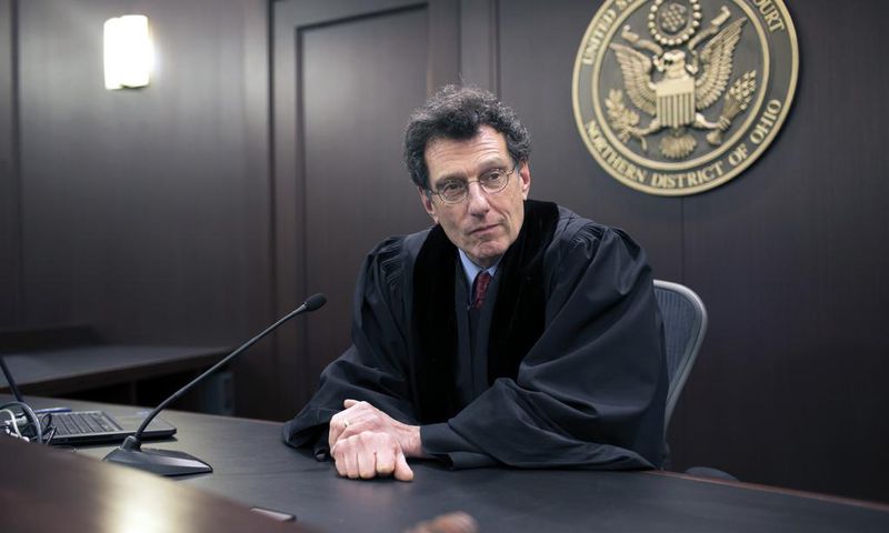 Opioid Settlement Talks Teeter as Trial Looms