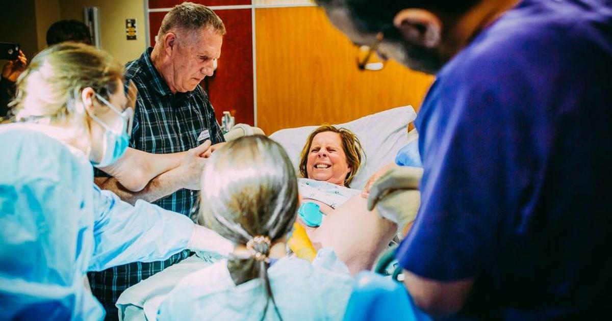 A 61-Year-Old Grandmother Just Gave Birth To Her Own Granddaughter ...