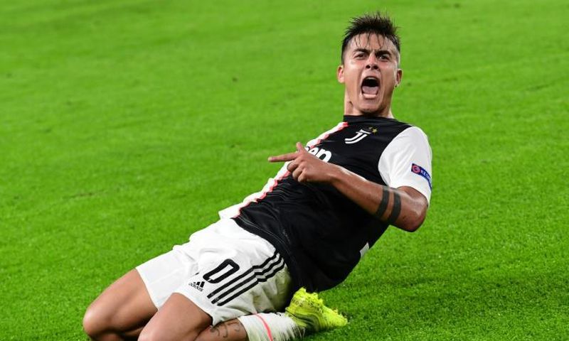 Argentine forward Paulo Dybala celebrated his second goal in two minutes for Juventus