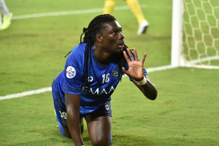 France striker Bafetimbi Gomis scored for Al Hilal as they cliniched a spot on the AFC Champions League final