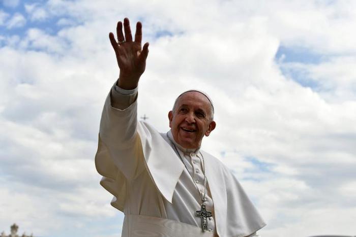 The Vatican advises worshippers not to kneel in front of Francis who is said to not appreciate the gesture