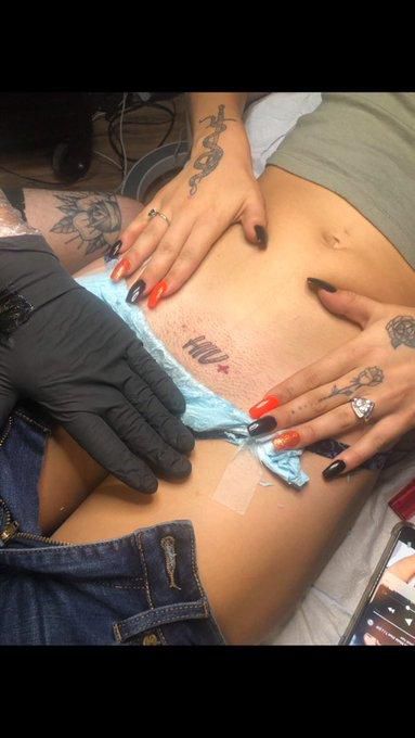 Lady who claims to be HIV positive tattoos it on her groin to notify potential ‘eaters’ (photos)