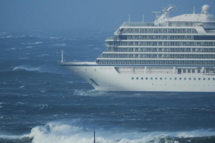 The Viking Sky got into trouble in rough weather off the western coast of Norway with 1,300 passengers on board