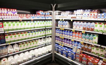 What Should Young Children Drink? Mostly Milk and Water, Scientists Say
