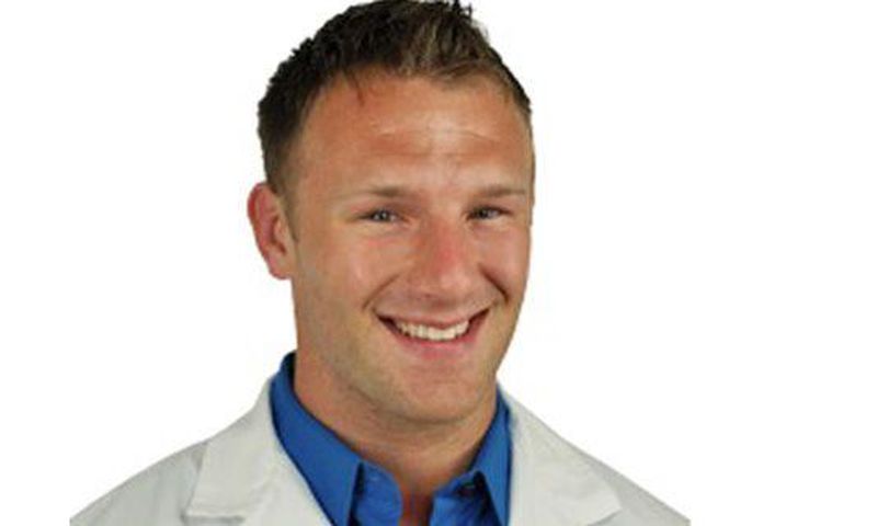 Weight Loss Doctor Says ‘Eat Less, Move More’ Is Awful Advice