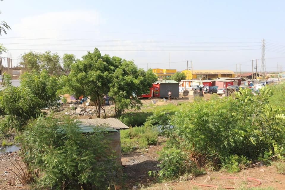 Massive slum springs up along Accra-Tema motorway