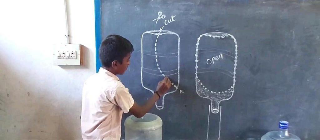 Indian pupils invent low cost urinal