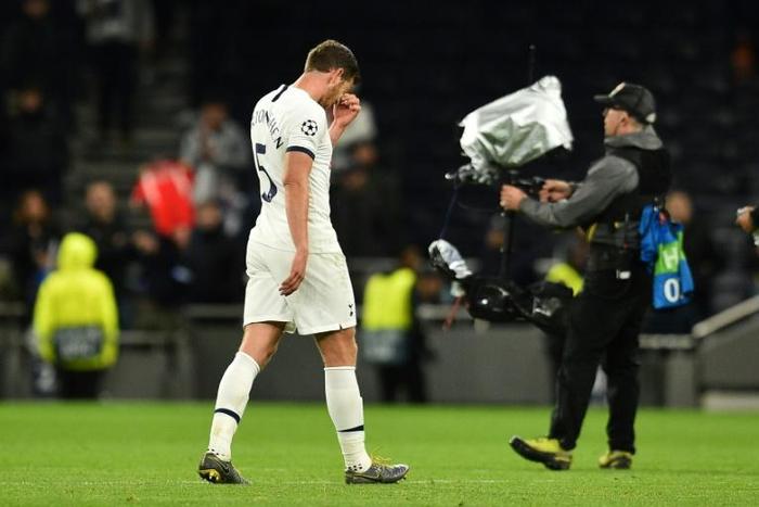 Tottenham defender Jan Vertonghen leaves the pitch after his side's crushing Champions League defeat against Bayern Munich