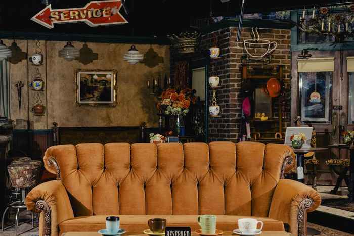 'Friends' Is Turning 25. Here's Why We Can't Stop Watching it.