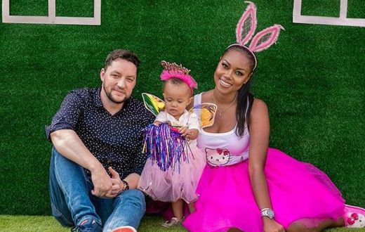 Jamie Roberts and Yvonne Nelson with their daughter