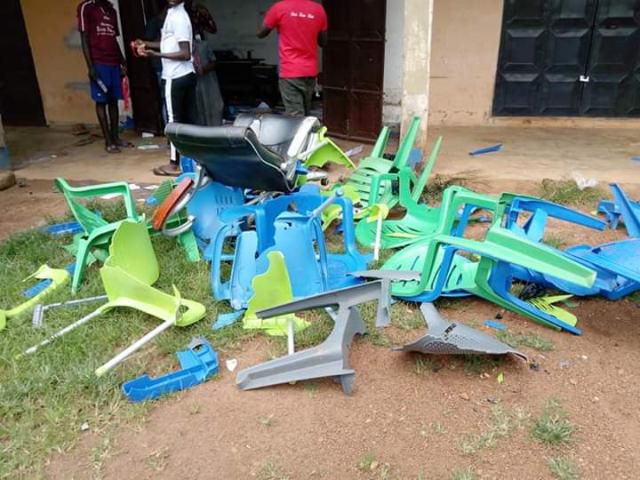 Aggrieved Sagnarigu NPP youth vandalise office