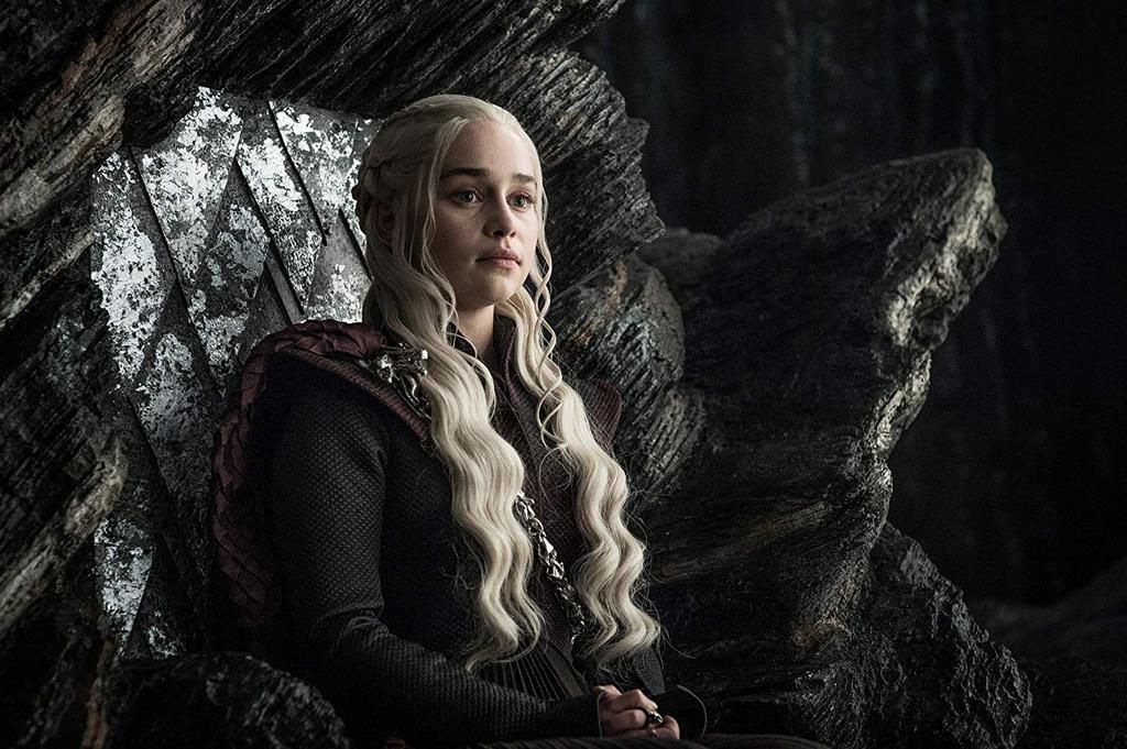 emilia clarke in game of thrones