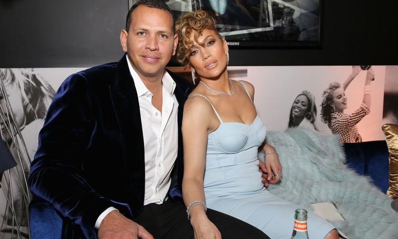 A-Rod Grabs J.Lo's Butt Amidst Cheating Rumors